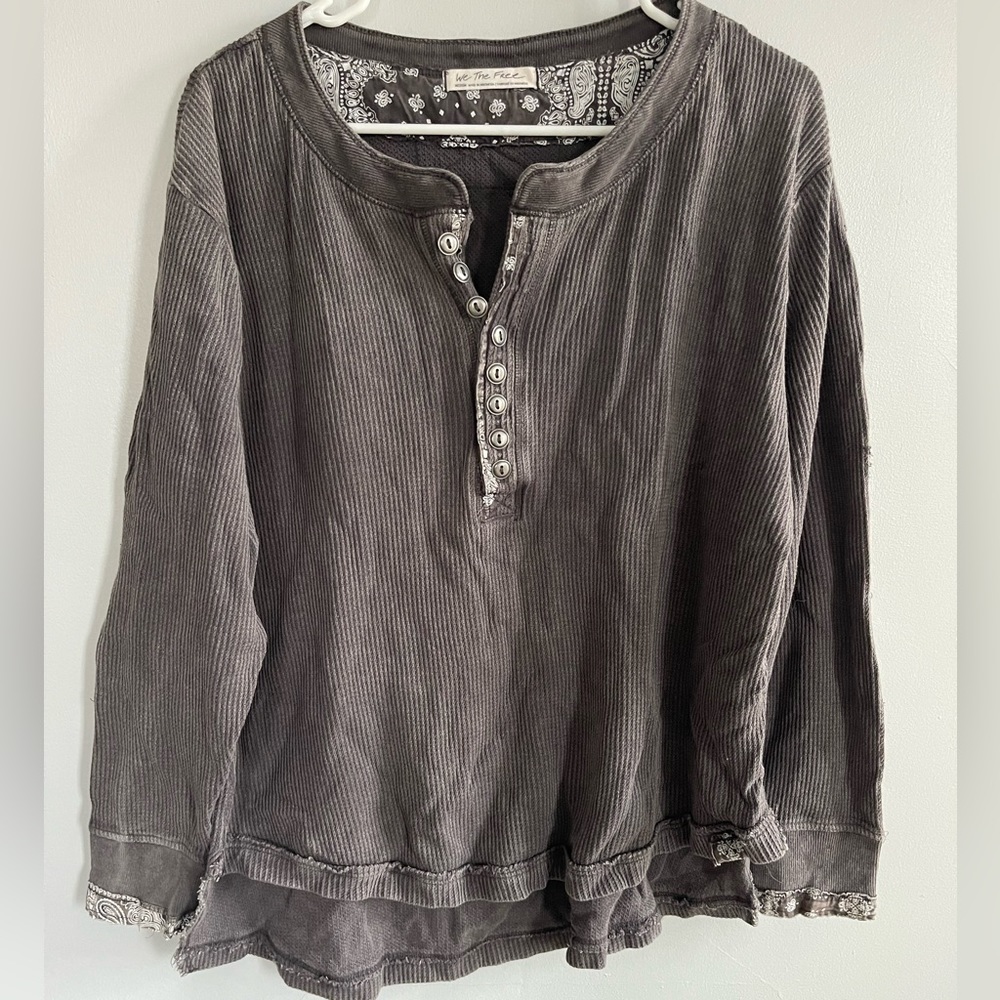 Free people gray Henley button down top with patched sleeves